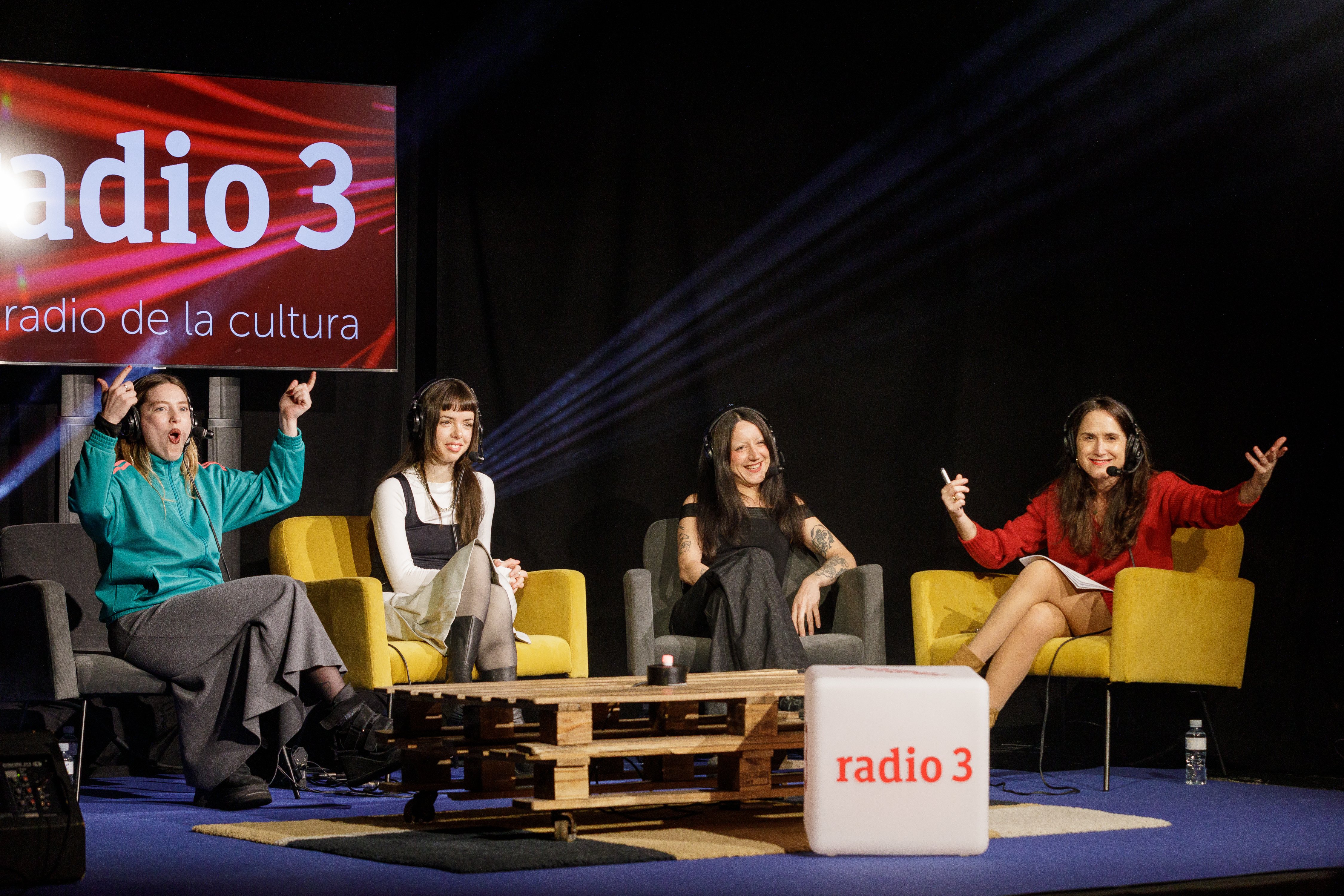 CES_Dias_de_Radio_2025_Entrevista_Virginia_Diaz_&_SHEGO_Alta_calidad-1