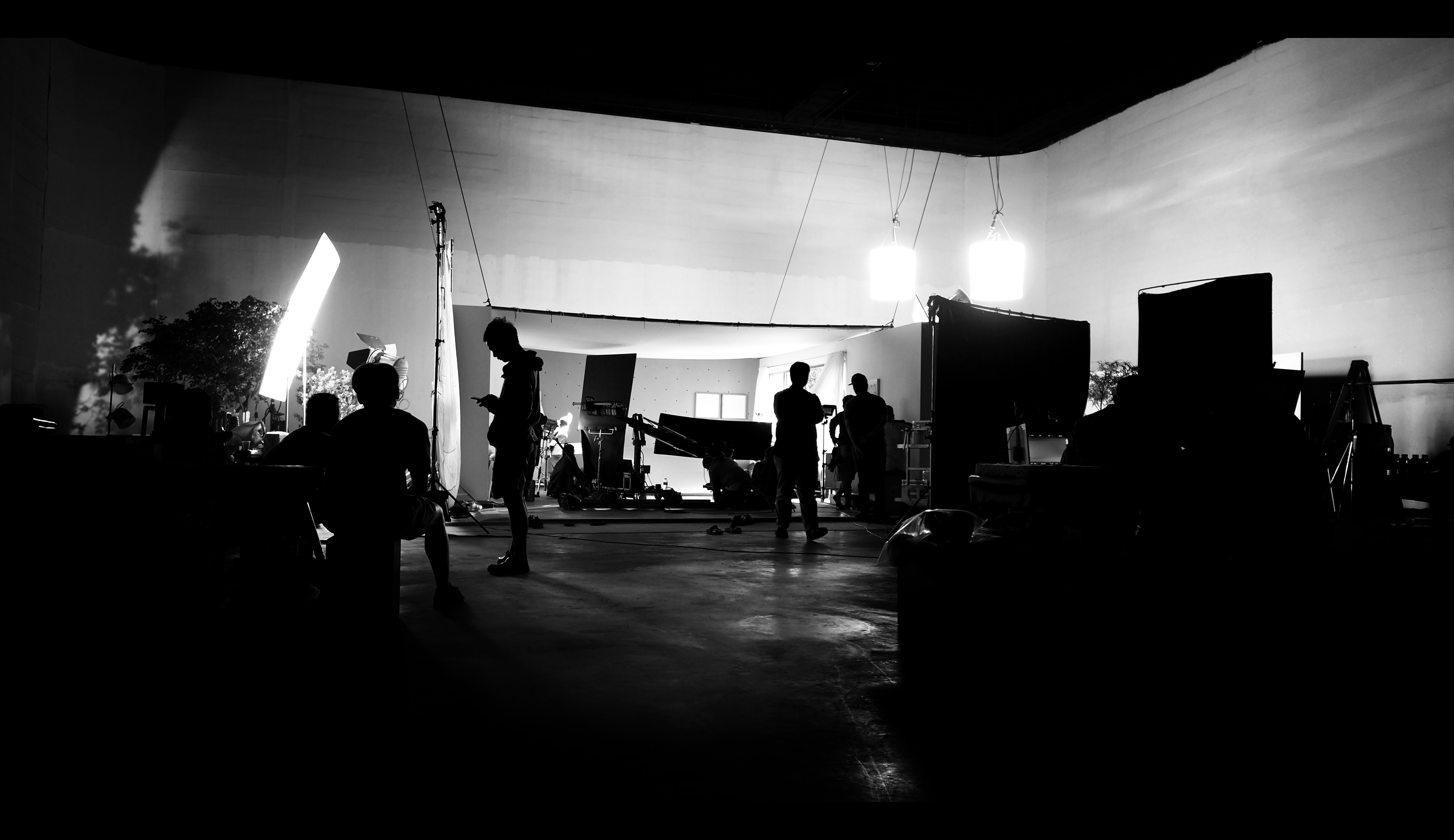 silhoutte-images-of-video-production-and-lighting-2023-11-27-04-59-46-utc